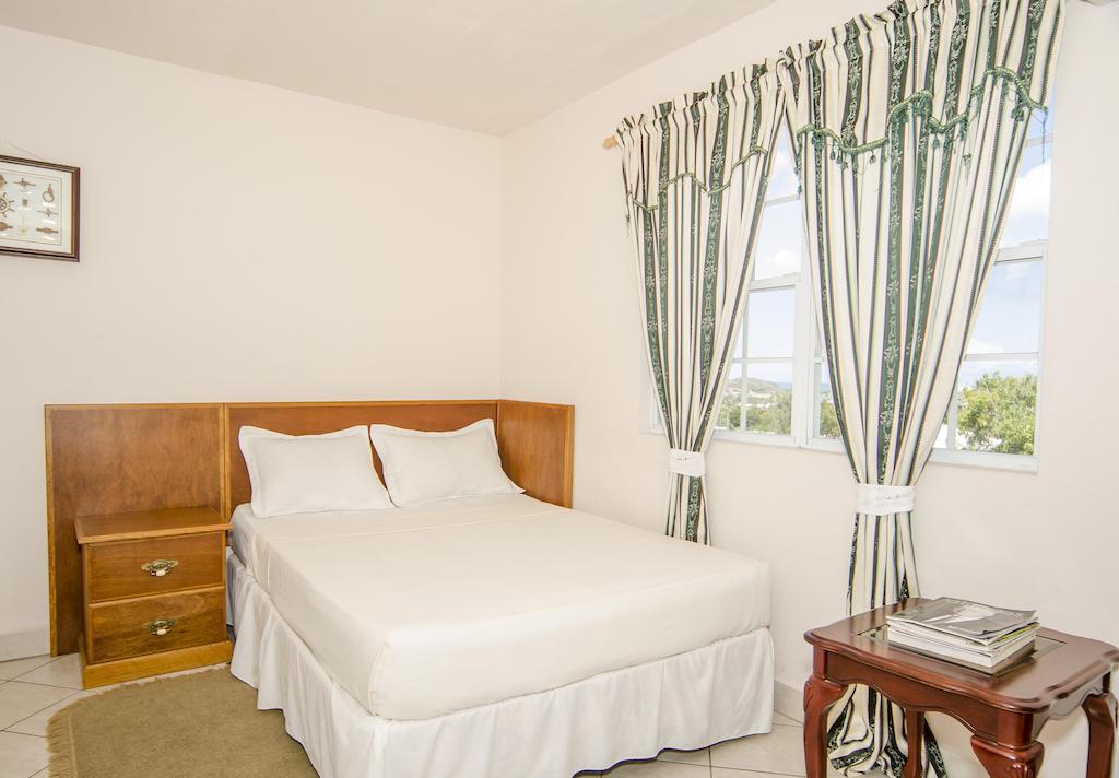 Caribbean Inn And Suites St. John's Quarto foto